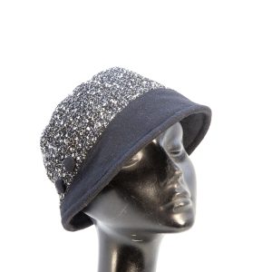 Cappellino in tessuto di lana e viscosa