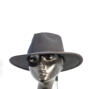 Cappello in feltro di lana merinos neo