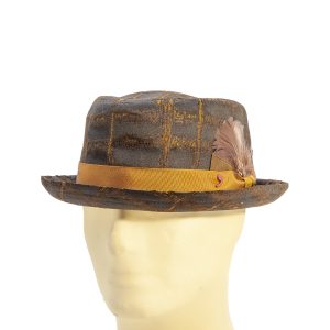"Pork Pie" in raso marrone