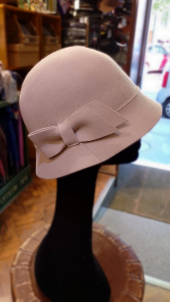 02_cloche